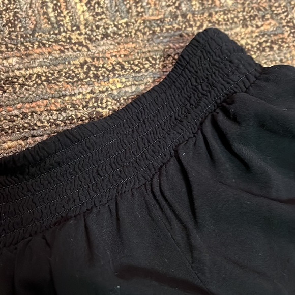 XL off the shoulder romper - Picture 3 of 4